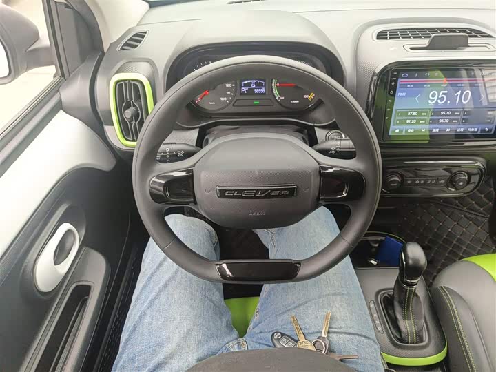 Фото 11 - Roewe Clever