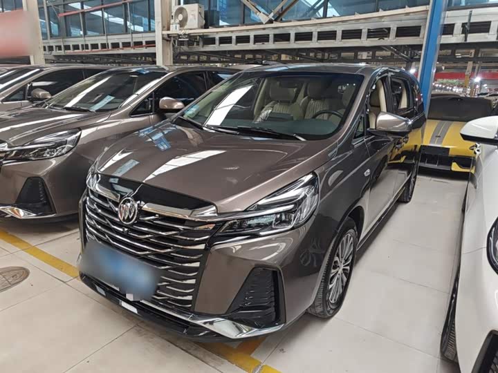 Фото 1 - Buick GL8 ES