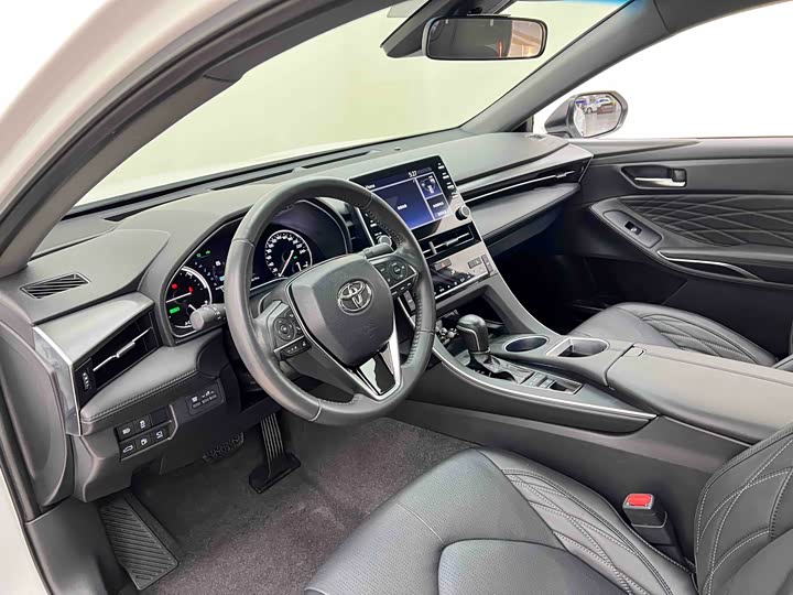 Фото 15 - Toyota Avalon