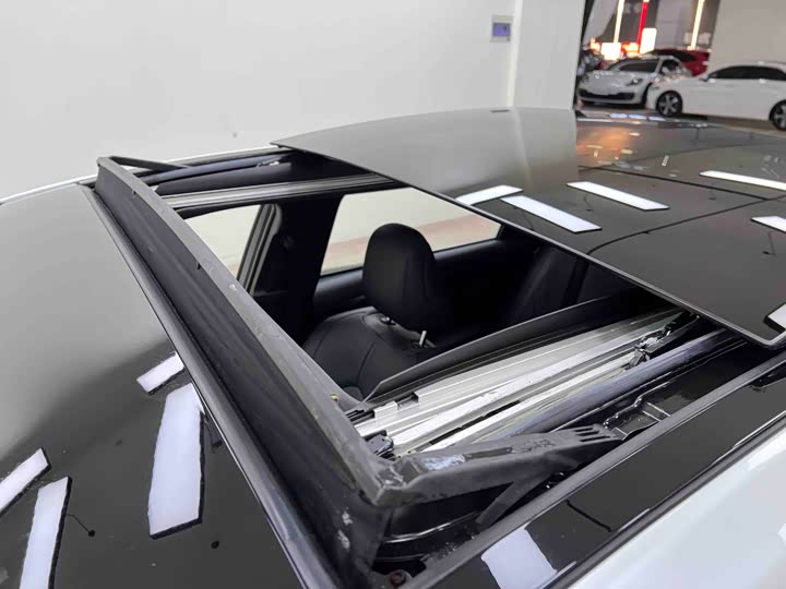 Фото 28 - Toyota Avalon