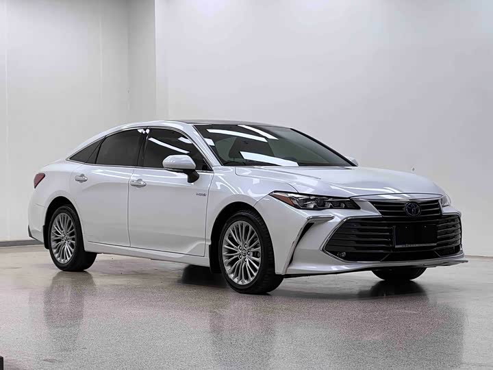 Фото 3 - Toyota Avalon