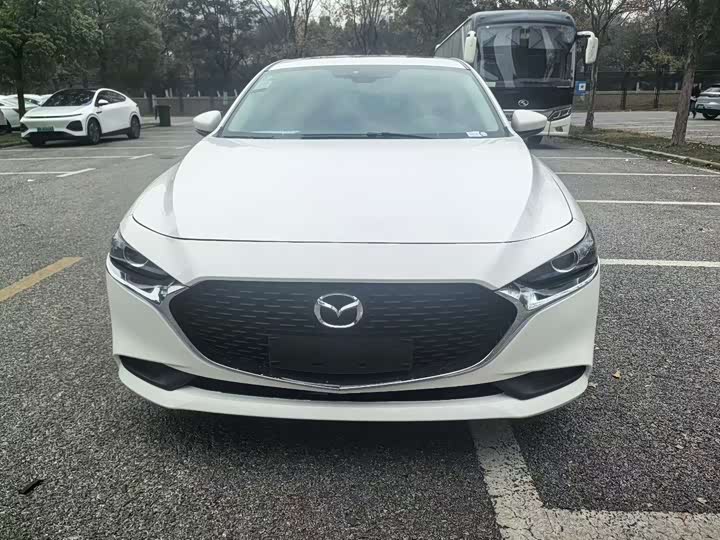 Фото 2 - Mazda 3 (Axela)