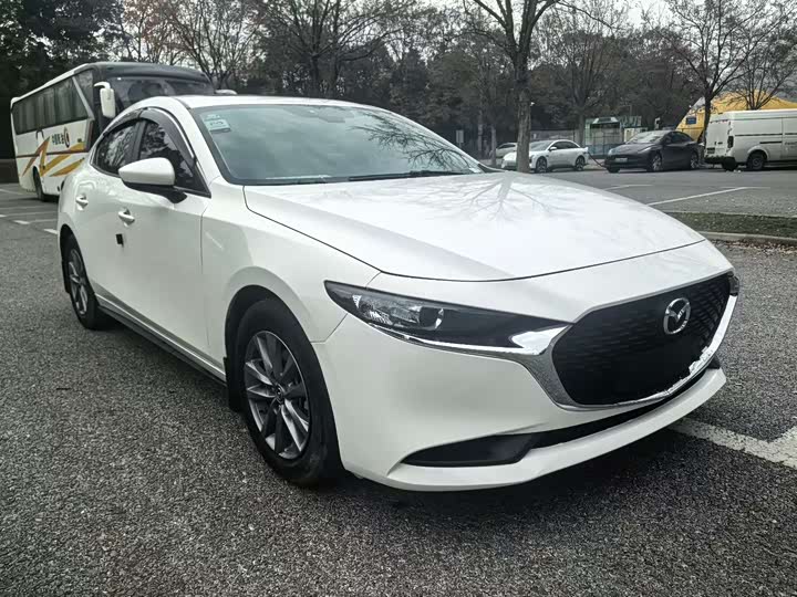 Фото 3 - Mazda 3 (Axela)