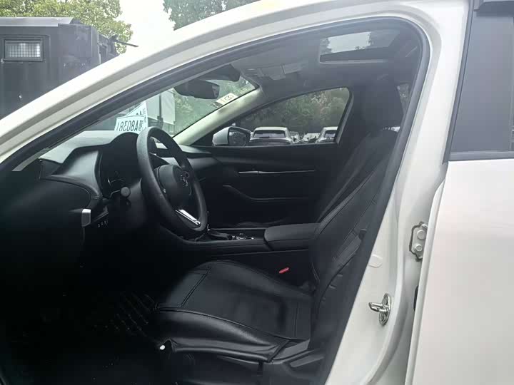 Фото 4 - Mazda 3 (Axela)