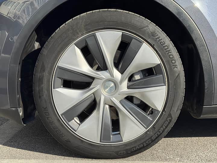 Фото 7 - Tesla Model Y