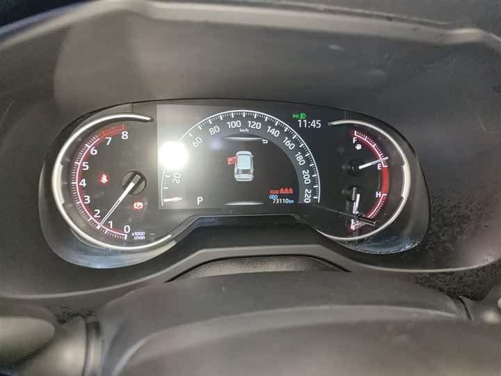 Фото 12 - Toyota RAV4