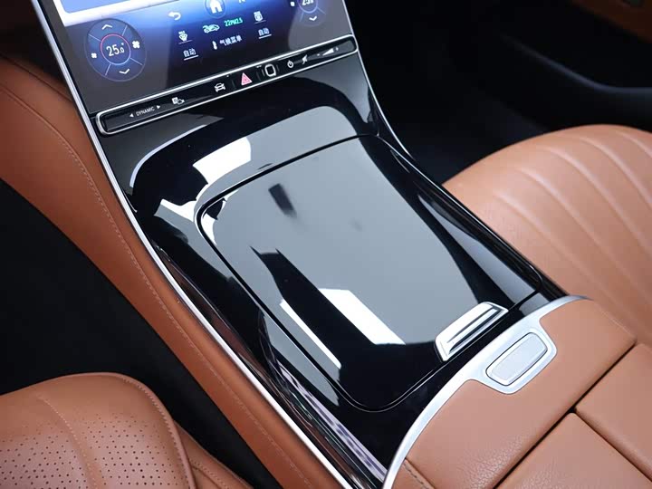 Фото 12 - Mercedes-Benz S-Class