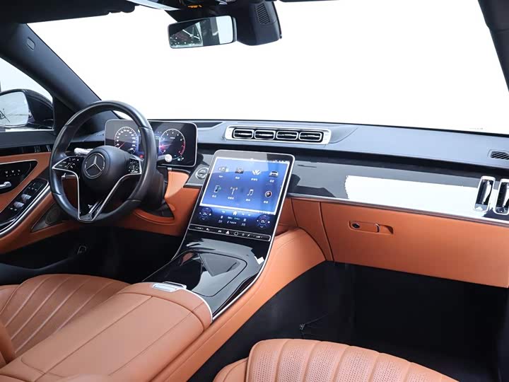 Фото 20 - Mercedes-Benz S-Class