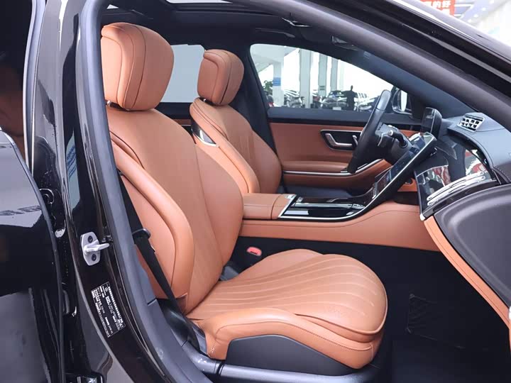 Фото 21 - Mercedes-Benz S-Class