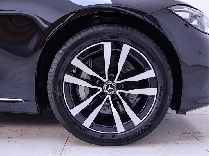 Фото 6 - Mercedes-Benz S-Class