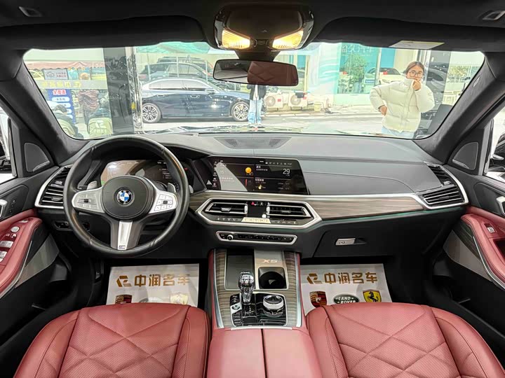 Фото 16 - BMW X5