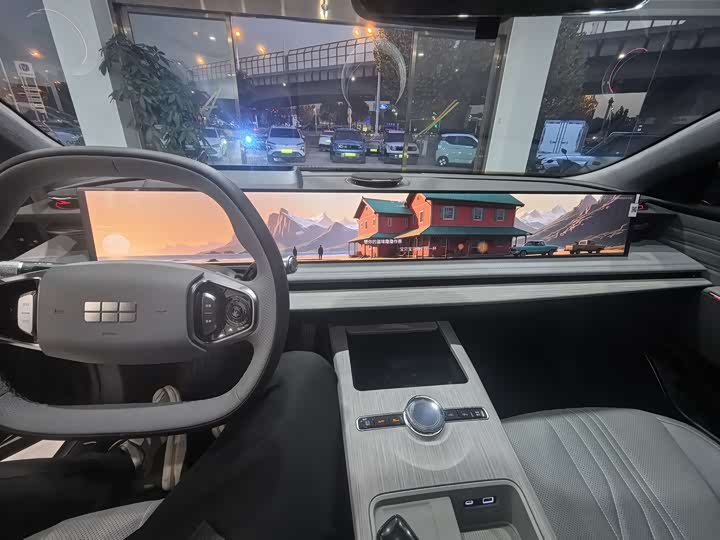 Фото 7 - Geely Galaxy E8