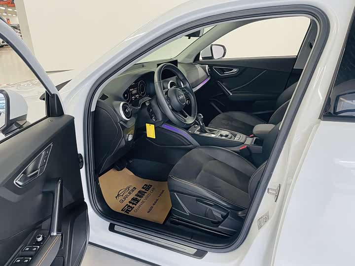 Фото 6 - Audi Q2L e-tron