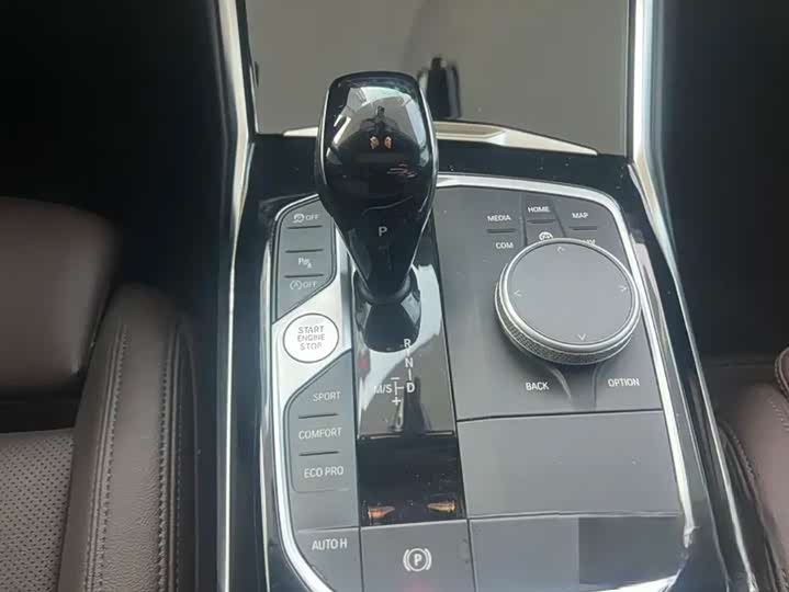 Фото 11 - BMW 3 Series