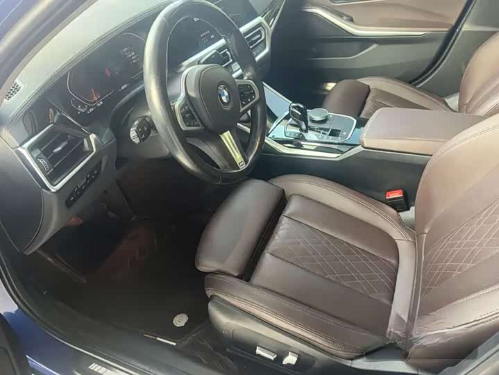 Фото 12 - BMW 3 Series