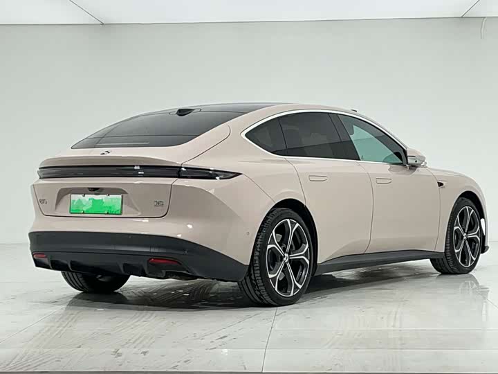 Фото 4 - Nio ET5