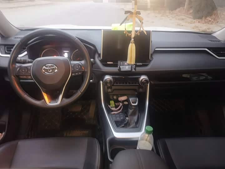 Фото 13 - Toyota Wildlander