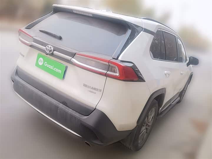 Фото 29 - Toyota Wildlander