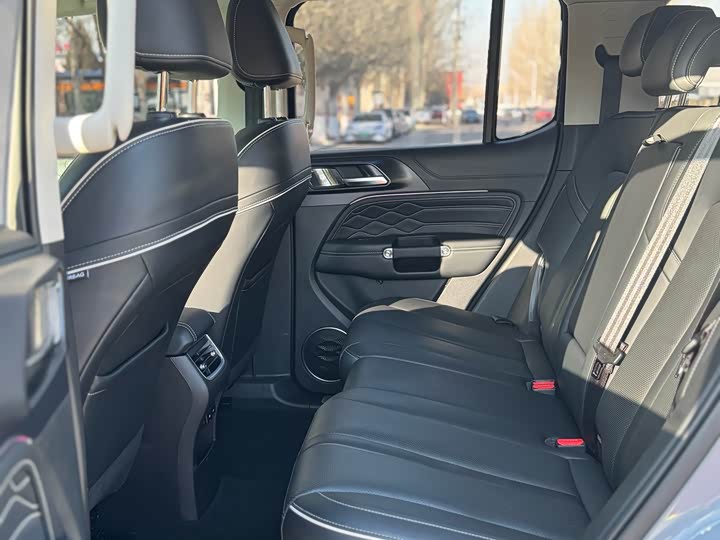 Фото 9 - Tank 300