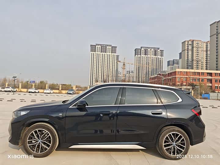 Фото 4 - BMW iX1