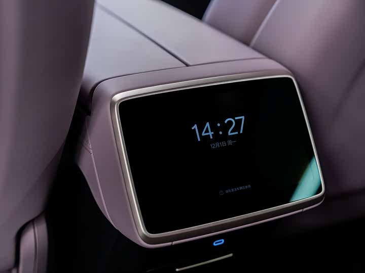 Фото 2 - Nio Onvo L60