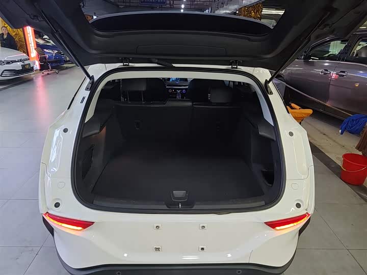 Фото 19 - Buick Velite 6