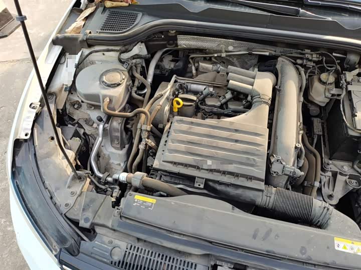 Фото 21 - Volkswagen Golf