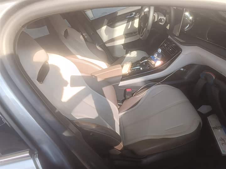 Фото 25 - BYD Qin Plus