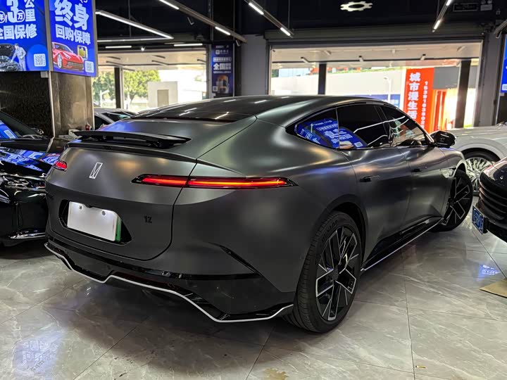 Фото 4 - Avatr 12