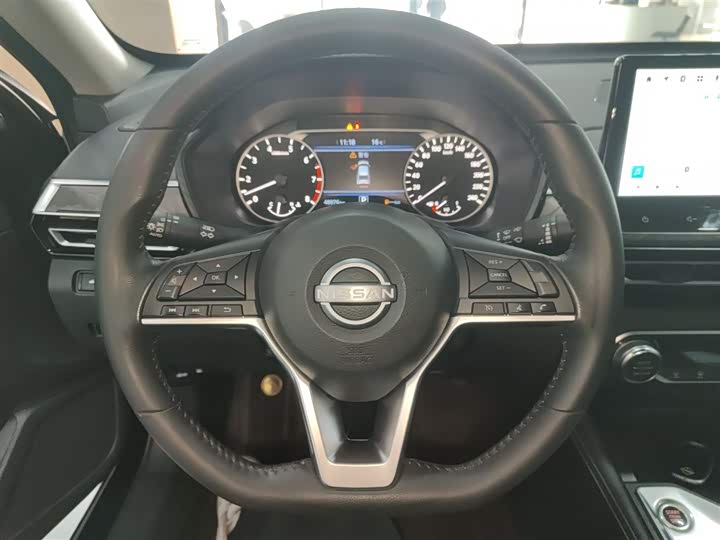 Фото 11 - Nissan Teana