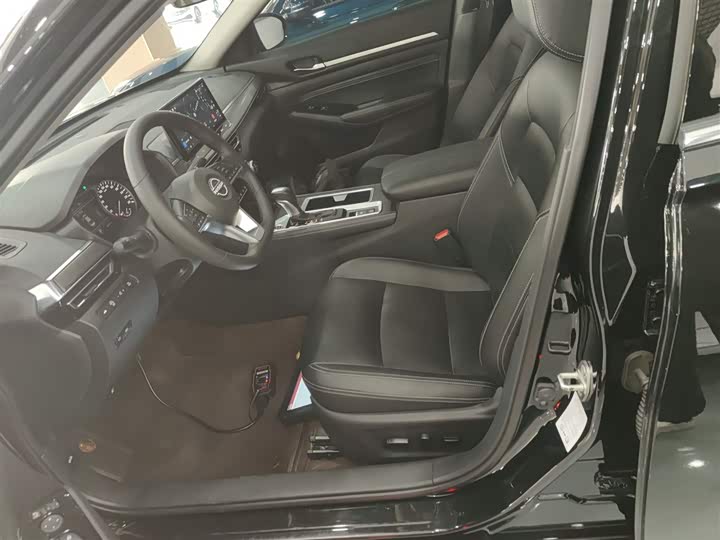 Фото 15 - Nissan Teana