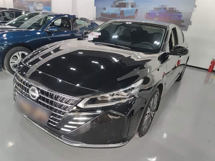 Фото 2 - Nissan Teana