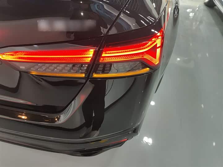 Фото 8 - Nissan Teana