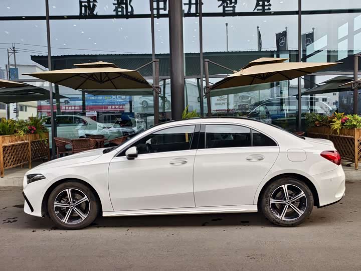 Фото 4 - Mercedes-Benz A-Class