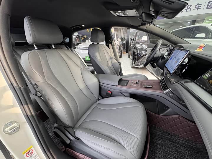 Фото 12 - BYD Seal 07 DM-i Hybrid