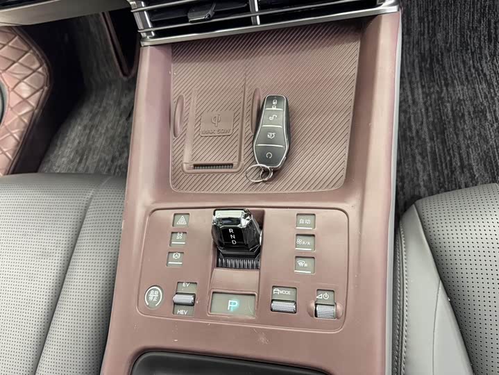 Фото 16 - BYD Seal 07 DM-i Hybrid