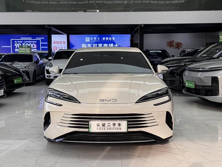 Фото 3 - BYD Seal 07 DM-i Hybrid