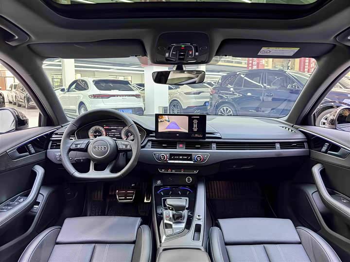 Фото 9 - Audi A4L