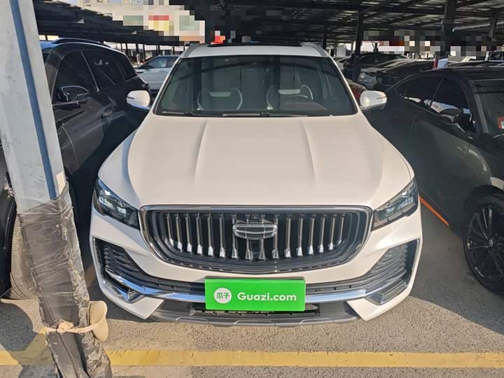 Фото 3 - Geely Monjaro