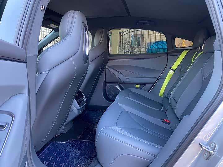 Фото 11 - XPeng P7