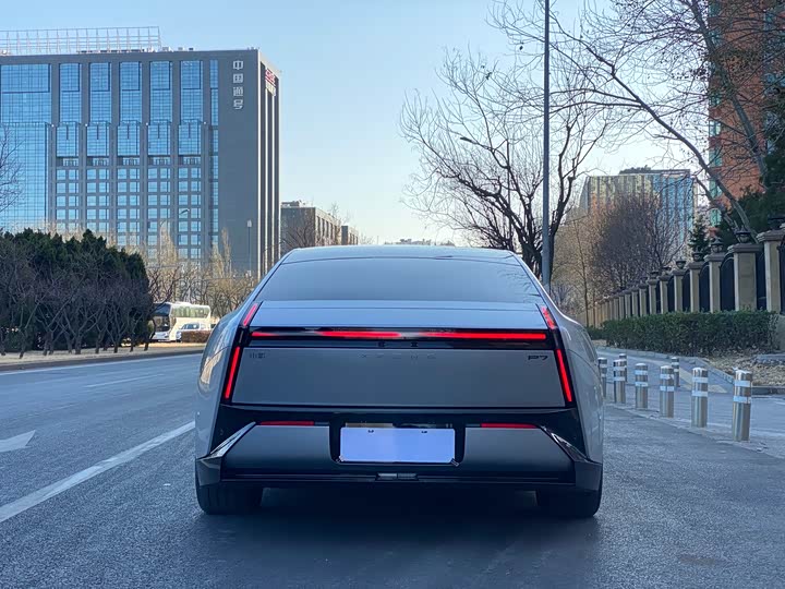 Фото 6 - XPeng P7