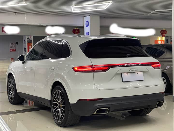 Фото 5 - Porsche Cayenne