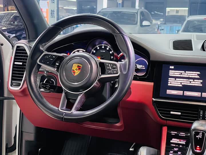 Фото 9 - Porsche Cayenne