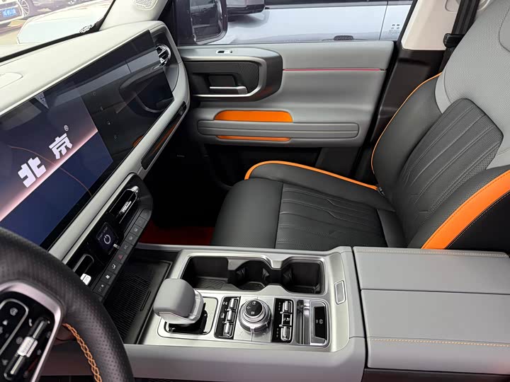 Фото 20 - BAIC Beijing BJ40 Hybrid