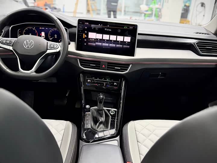 Фото 17 - Volkswagen Tayron