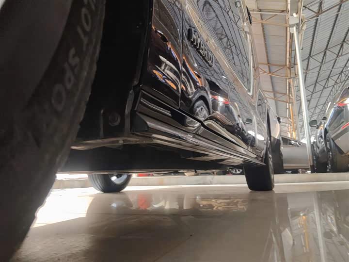 Фото 22 - Toyota Granvia