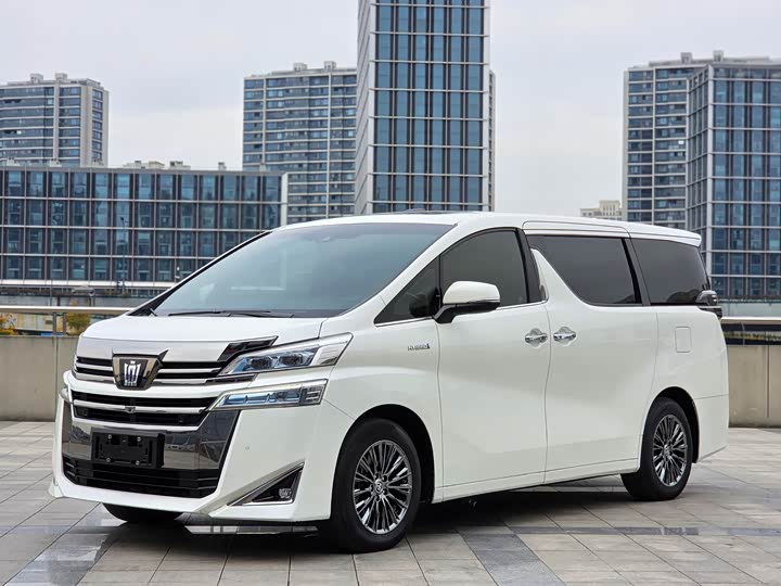 Фото 1 - Toyota Vellfire