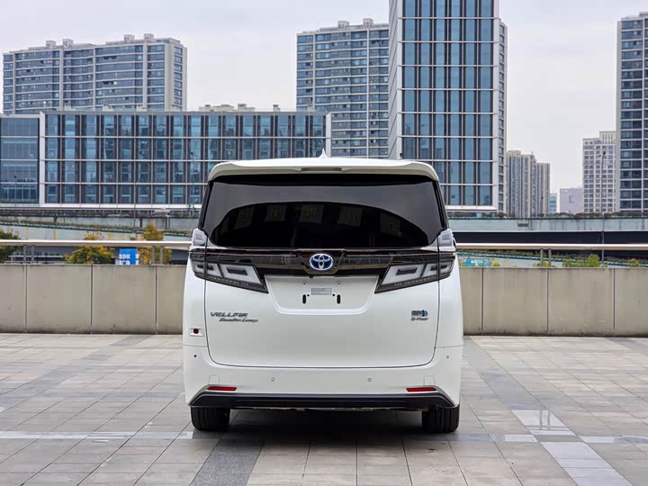 Фото 4 - Toyota Vellfire