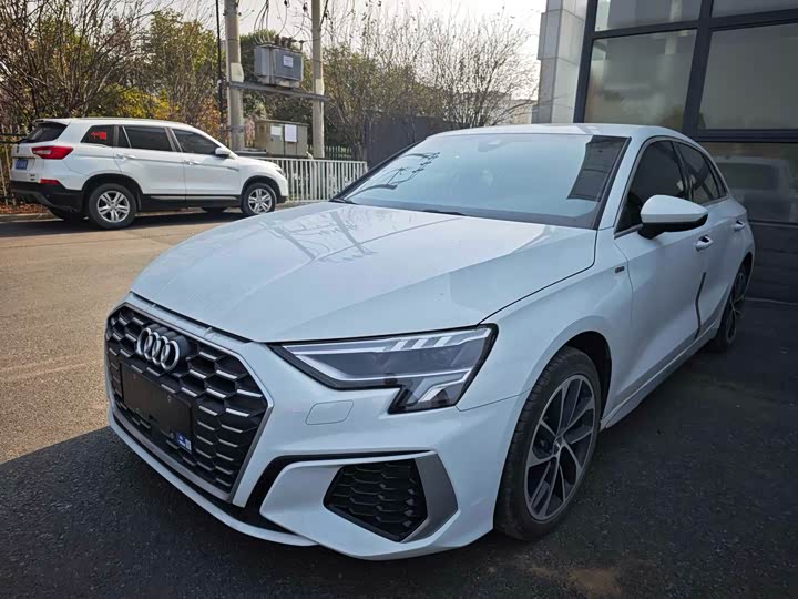 Фото 7 - Audi A3