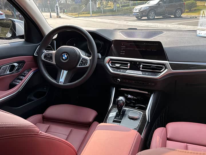 Фото 30 - BMW 3 Series